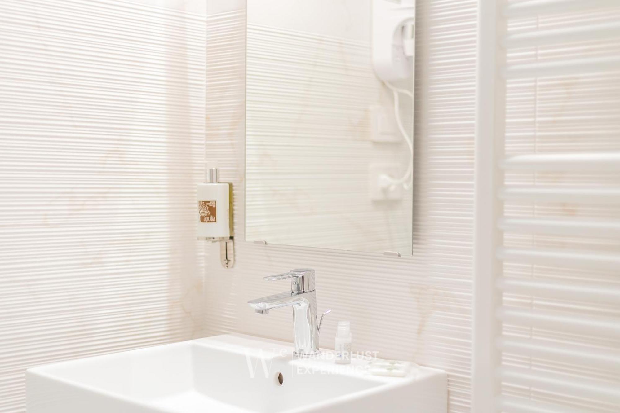 Wanderlust Experience Stone House Appartement Bari Buitenkant foto